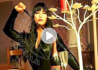 Video mistress trans padrona sakura asiatica napoli